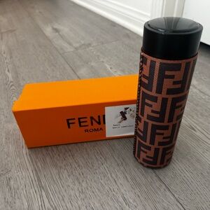 Fashion Black and Tan Water Bottle